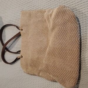 J. McLaughlin Tote Bag Brown Chevron Print Brown Leather Handles (#9)